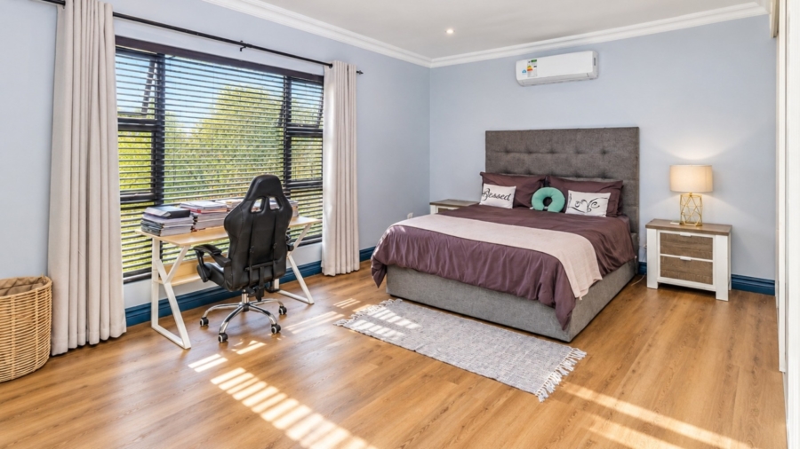 3 Bedroom Property for Sale in WestLake Country Safari Estate North West